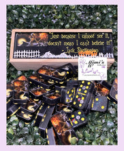 Cargar imagen en el visor de la galería, Black Friday Special Dominoes