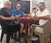 Cargar imagen en el visor de la galería, Amigos Por Siempre Black Dominoes