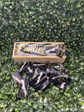 Cargar imagen en el visor de la galería, Black and Gray Dominoes