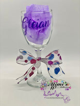 Lade das Bild in den Galerie-Viewer, Christmas Wine Glasses