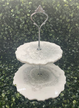 Cargar imagen en el visor de la galería, Reversible Tray Gold and Silver