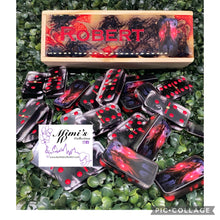 Cargar imagen en el visor de la galería, Wanda Inspired Dominoes