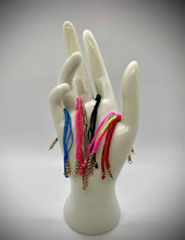 Lade das Bild in den Galerie-Viewer, Puerto Rico Bracelets
