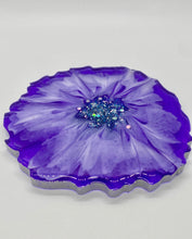 Load image into Gallery viewer, Flower 3D Purple &amp; Silver Border
